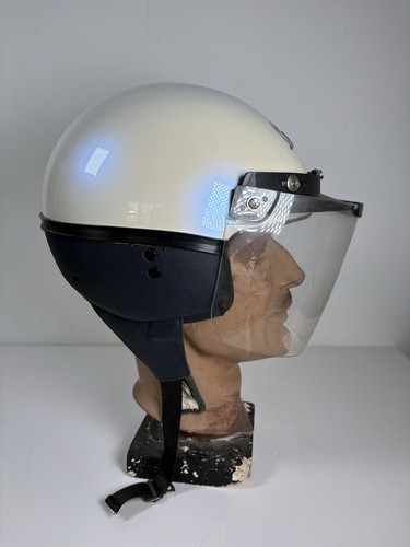 Vespa open face - open, white