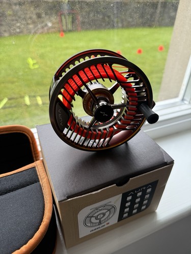 Guideline aura 810 salmon reel - salmon,