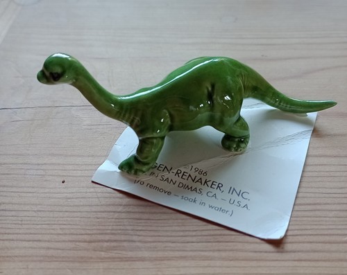 Hagen renaker green dinosaur - green,