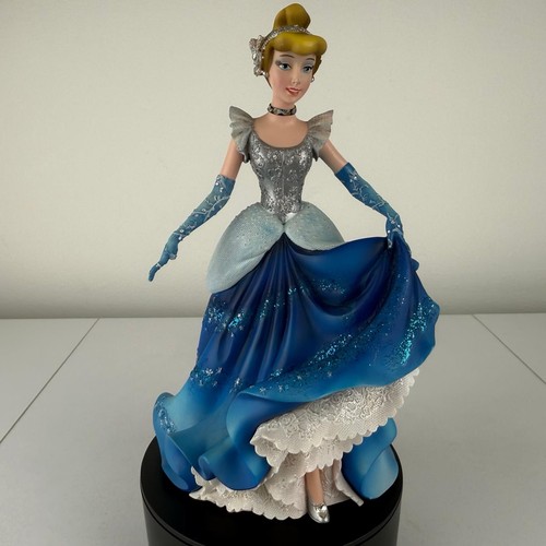 Disney showcase enesco - showcase,