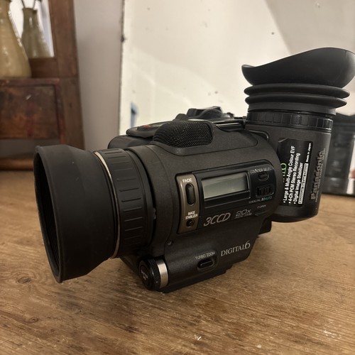 Panasonic dx1 minidv - panasonic,
