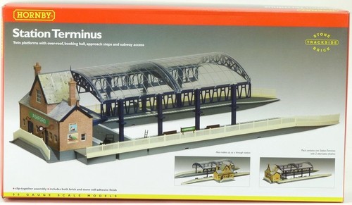 Hornby gauge station - 00,