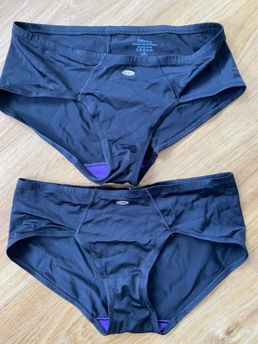 Two pairs berlei sports - two,
