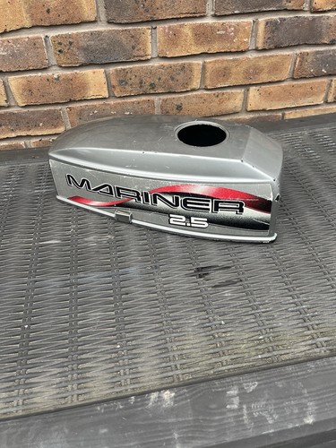 Mariner 5hp outboard cowling - 2.5hp,