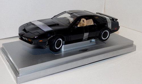 Knight rider kitt 1985 - kitt,