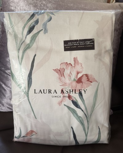Laura ashley hawling - laura,