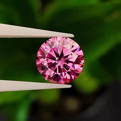 Natural pink diamond - ct,