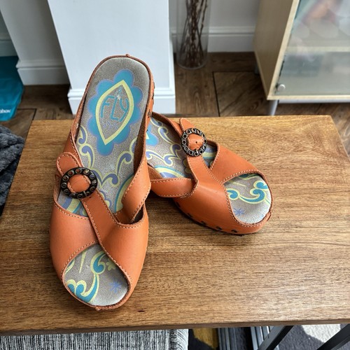 Fly london orange leather slip - london,