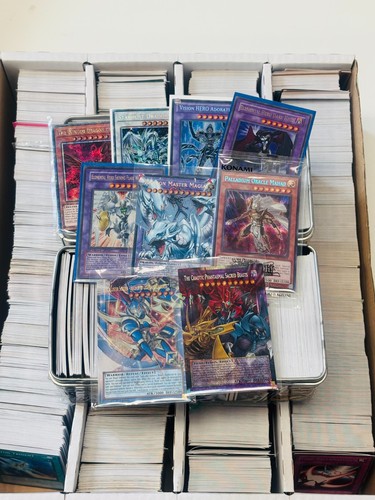Yugioh 1000 card - yugioh, holo