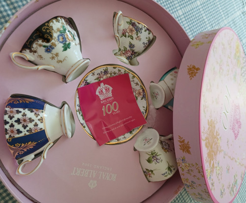 Royal albert 100 - royal, years