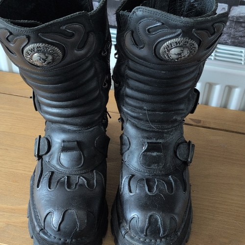 New rock reactor boots size - boots,