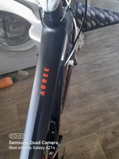 CUBE bicycle carbon fibre . 56cm