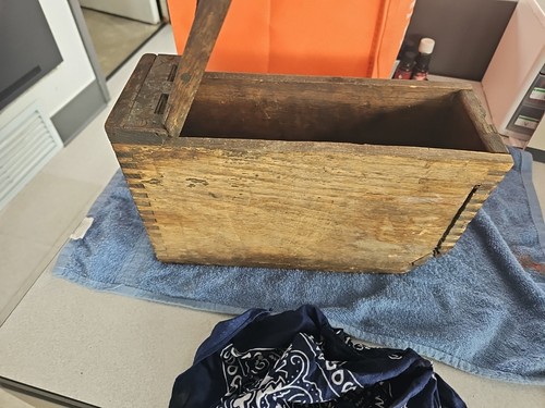Ww2 antique wooden ammo - antique,