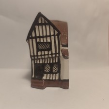 No 32 The Crooked House Mudlen End Studio Pottery Miniature Cottages