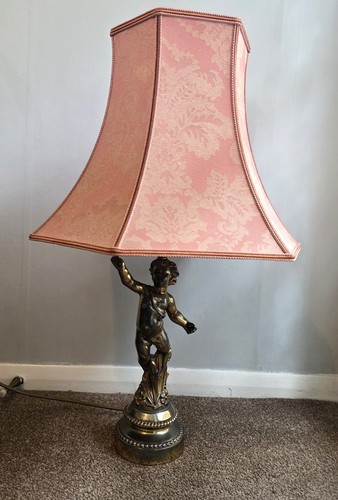 Metal cherub figurine - figurine, lamp