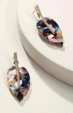 ONLY ONE! Stella and Dot gold pave ESMERELDA statement earrings!