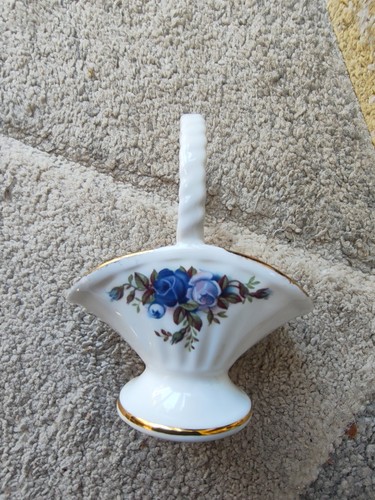 Vintage royal albert fine - royal,