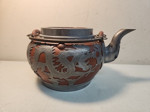 Old chinese yixing - 7.5",