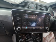 SKODA SUPERB DISPLAY SCREEN