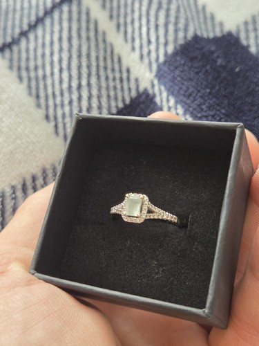 18ct white gold aquamarine - gold,