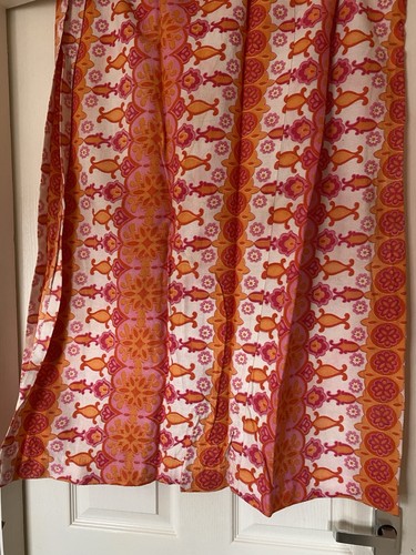 Vintage pair curtains - pair,