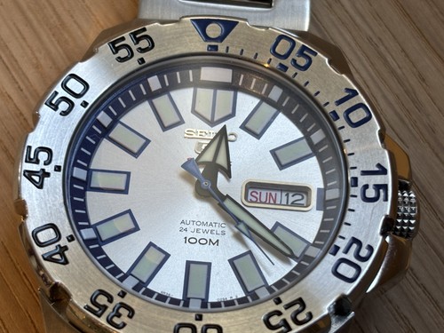 Seiko sports diver - seiko,