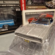 1/18 Auto World 1968 dodge