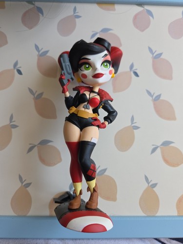 Comics bombshells harley - dc,