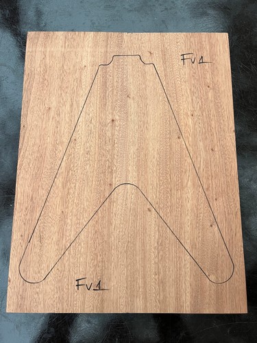 Sipo mahogany utile flying v - /,