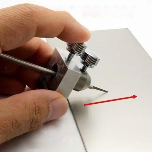 Adjustable engraving fixed - adjustable,