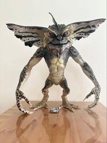 Gremlins gizmo mogwai figure - gizmo,
