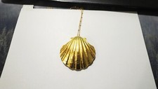 Vintage Scallop Shell Locket Solid Perfume Necklace gold Shell Perfume pendant 