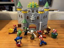 Nintendo Super Mario Bowsers Castle With x7 McDonald’s Figures Good Condition