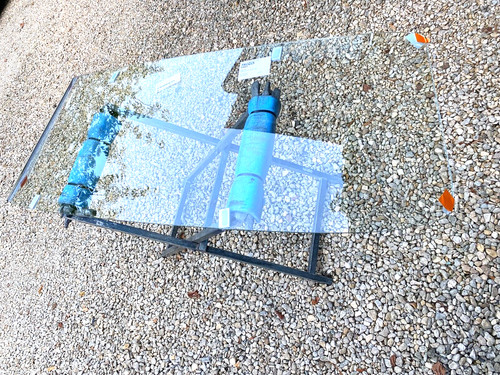 Bedford front windscreen - cf,