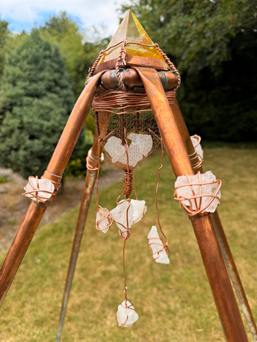 Copper pyramid crystal - copper, grid