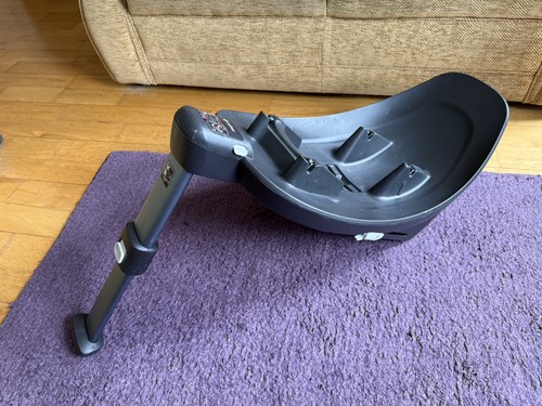 Cybex gold base isofix black - m,