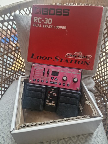 Boss looper pedal with - rc-30,