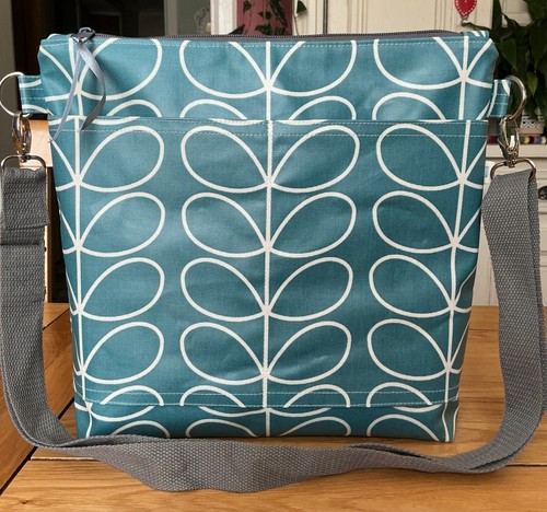 Zip top messenger bag - messenger,