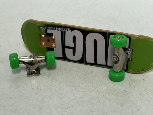 Tech deck finger board nuge - finger,