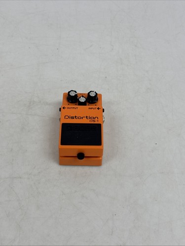 Boss distortion guitar - ds-1,