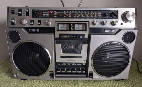 Video vintage aiwa - *video*,