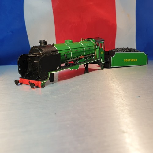 Hornby schools class loco - oo,