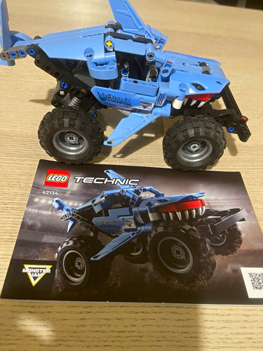 Lego technic monster - lego, jam