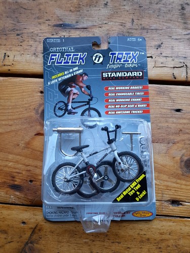 Vintage 1999 flick trix - ,