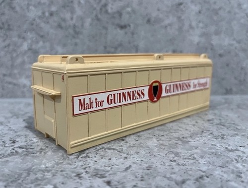 Corgi container - corgi,