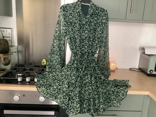 Zara green white geometric - white,