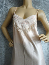 UK 14 Vintage St Michael Long Nightdress Night Gown Peach Satin & Lace Trim VGC