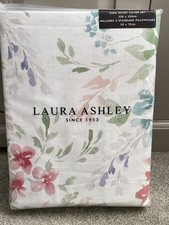 Laura Ashley Aulden Flowers Lavender Printed Floral King Duvet Cover Set.