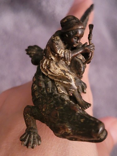 Antique oriental vienna bronze - antique,