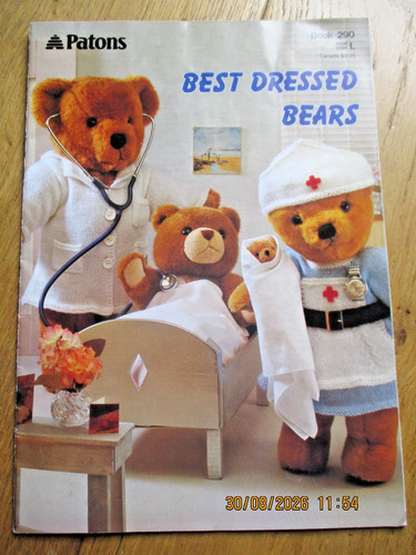 Patons best dressed bears - best,